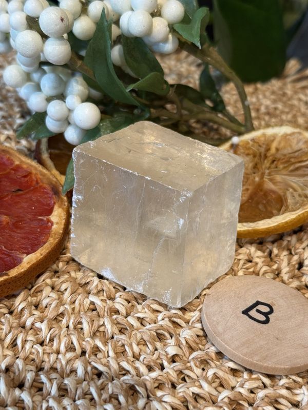 Optisk kalsitt 4-7 cm